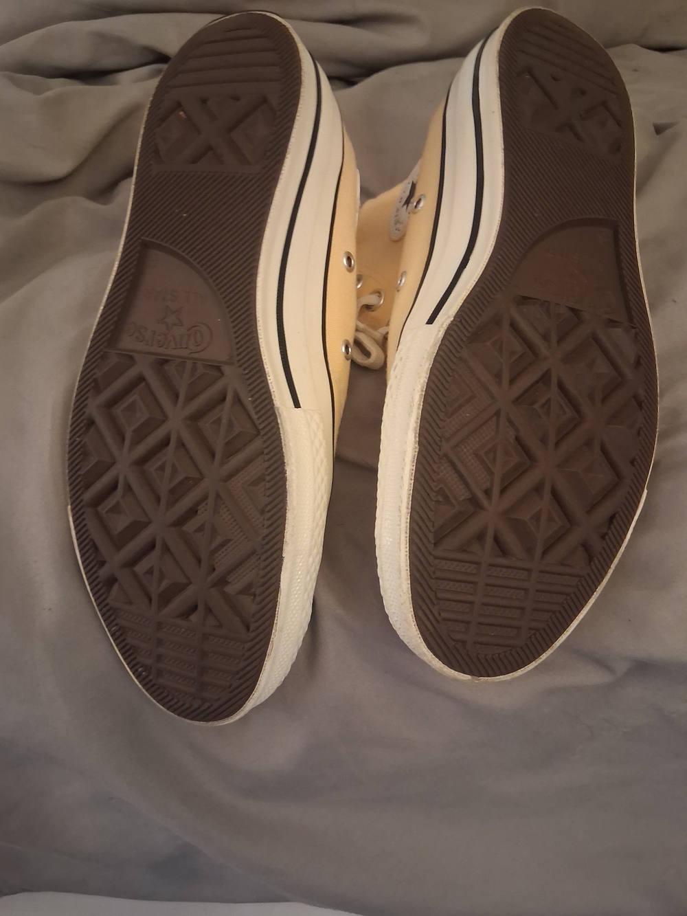 Converse High Top Sneakers in Light Yellow Canvas - Picture 4 of 6